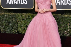 Emmy-Rossum-Golden-Globe-Awards-2019-Red-Carpet-Fashion