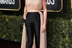 Julia-Roberts-Golden-Globe-Awards-2019-Red-Carpet-Fashion